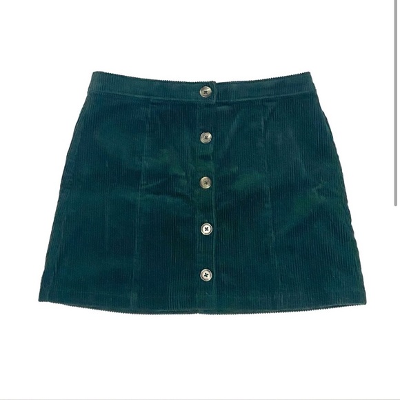 Forever 21 Dresses & Skirts - Forever 21 Green Corduroy Mini Skirt